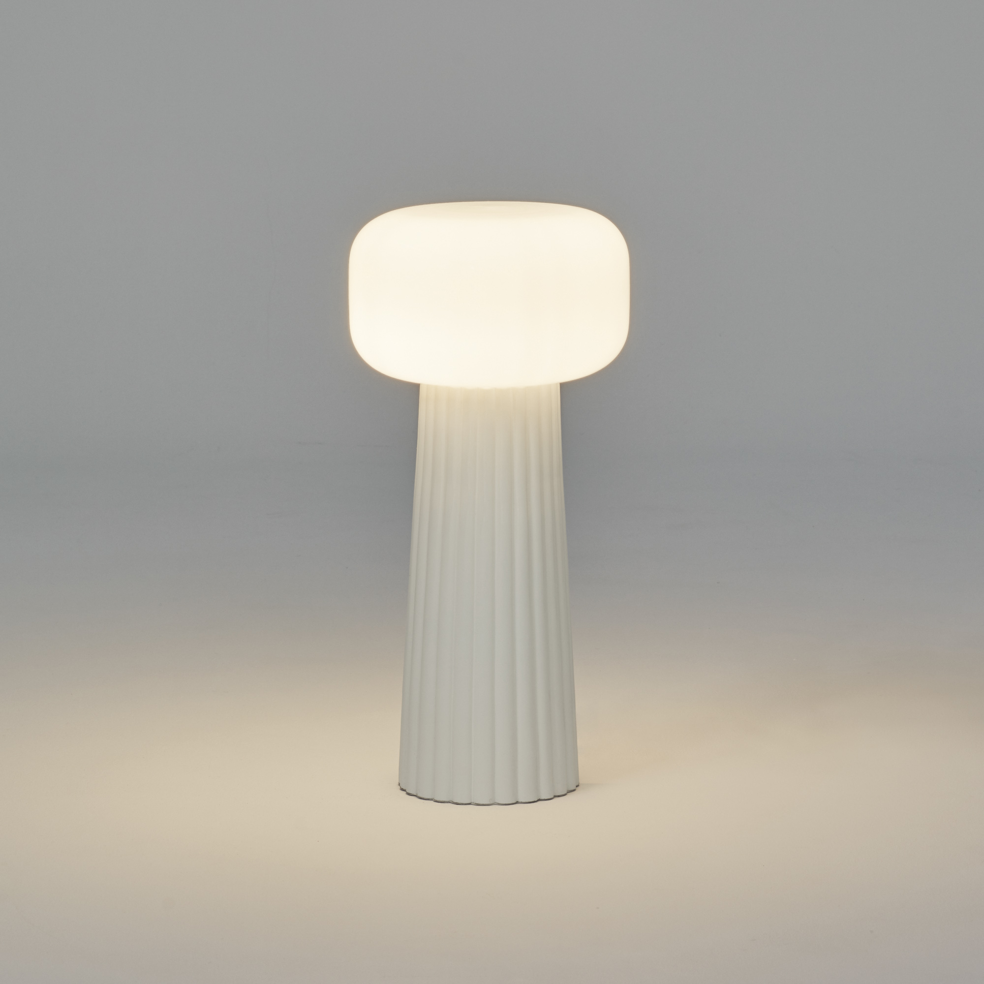 Faro Table Lamps Mantra Modern Table Lamps Faro Table Lamps Mantra Modern Table Lamps